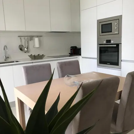 Lisbon10 Appartement *